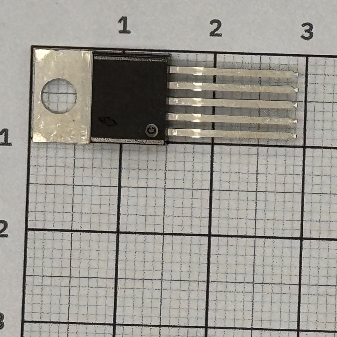 Regulador de voltaje LM2596T-ADJ ajustable 3 A (TO-220) - Imagen 3